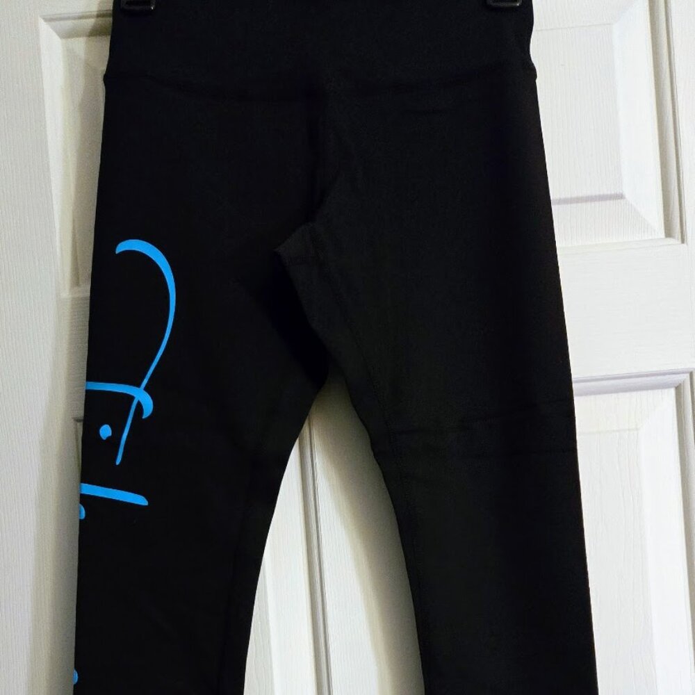 Fitwear New Zealand Cursive 3/4 Leggings